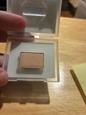 Chromafusion Single Eyeshadow -